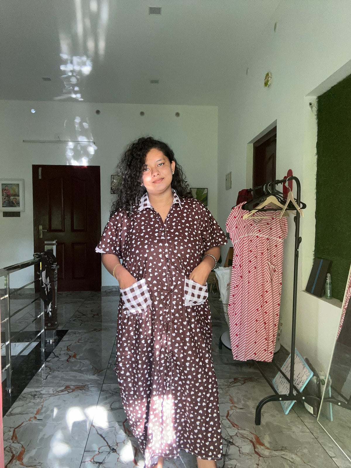 90s love brown Nua Momma