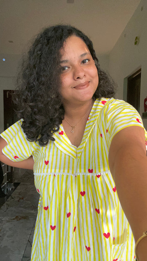 Yellow Heart Nua Momma