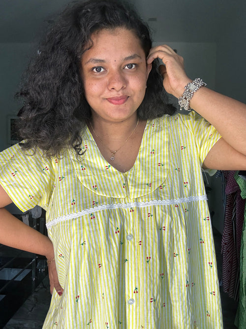 Cherry yellow Button Nua Momma