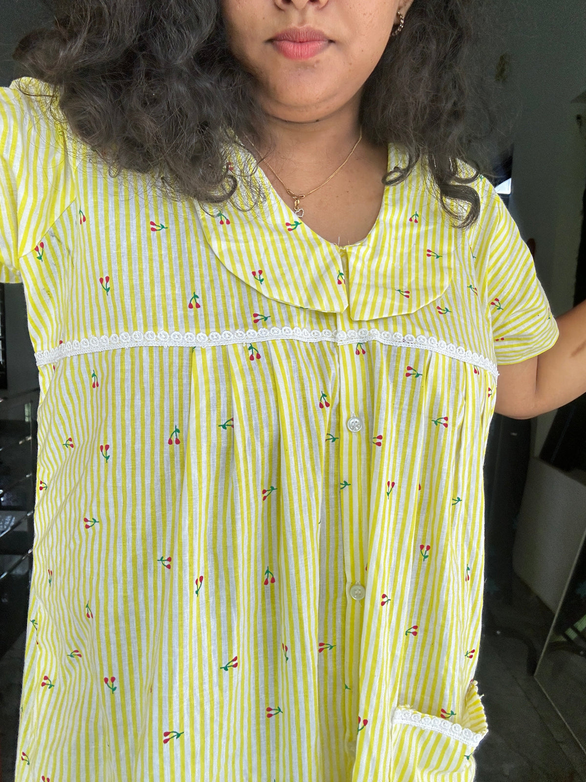 Cherry yellow Button Nua Momma