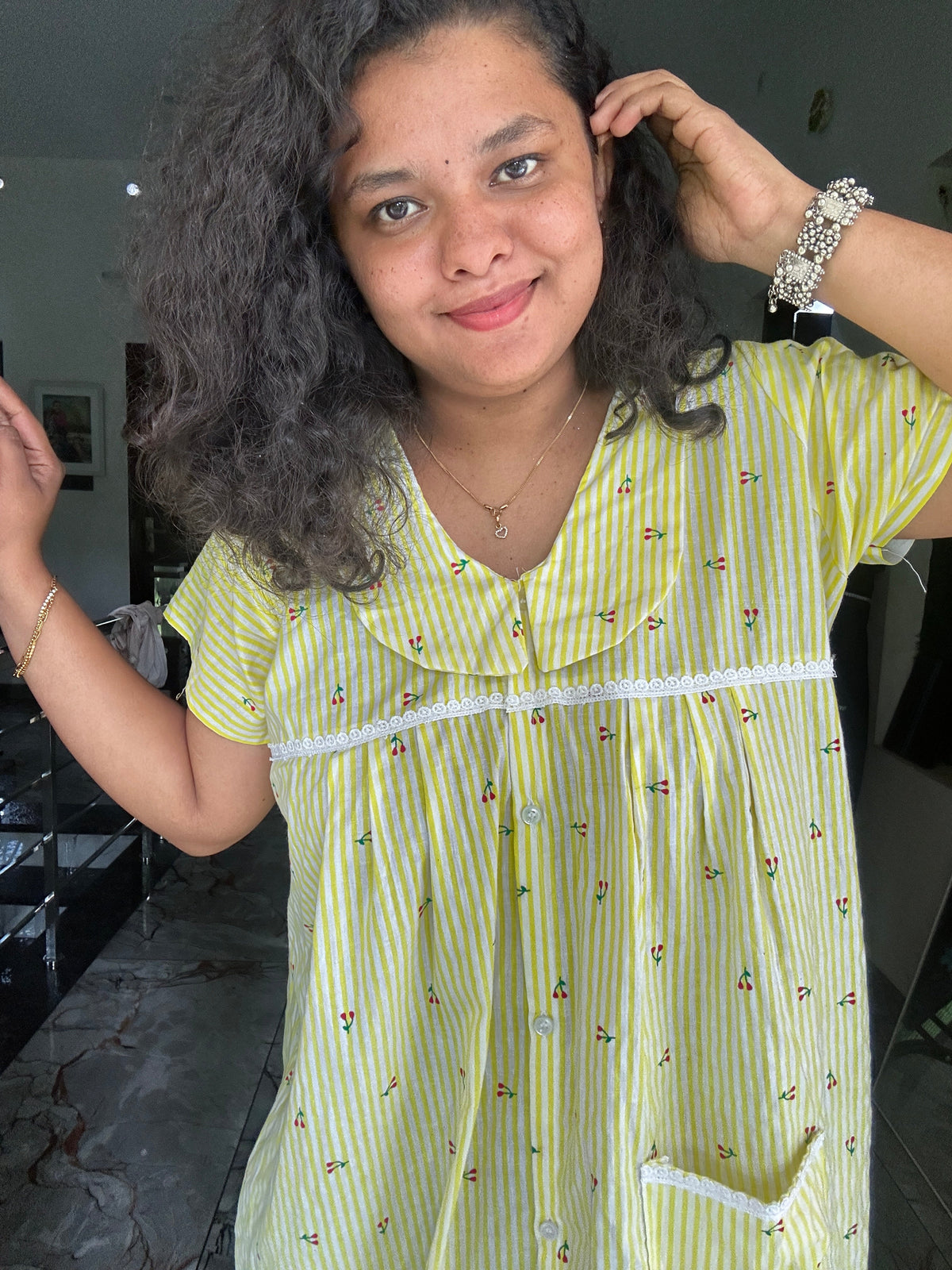 Cherry yellow Button Nua Momma
